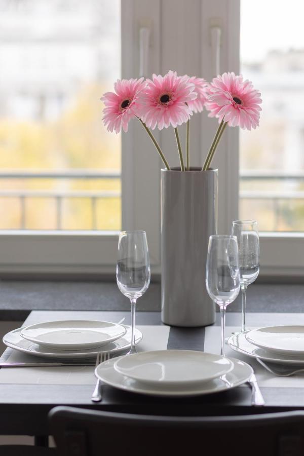 Apartments The View By Noclegi Renters 바르샤바 외부 사진
